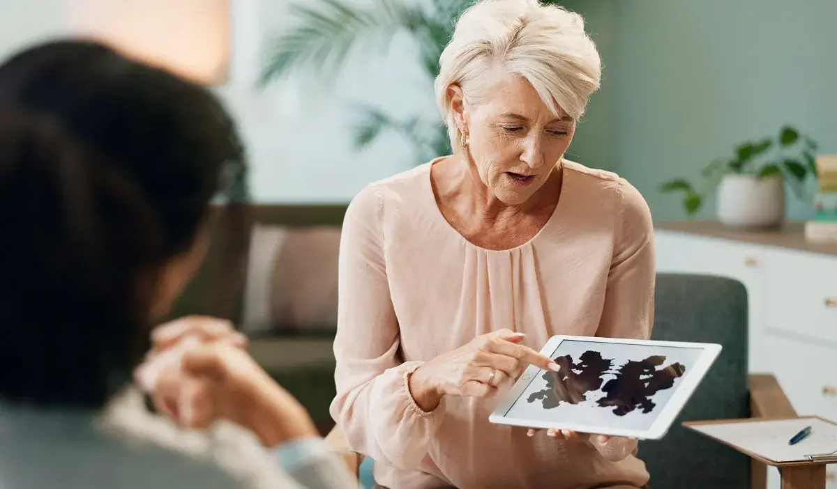 Dementia Home Care and Alzheimer Home Care