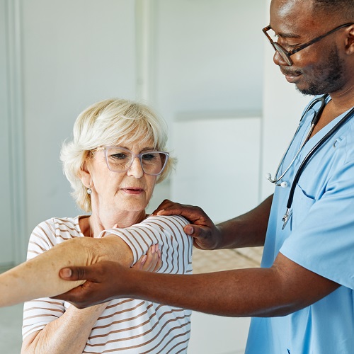 Support a Senior’s Orthopedic Surgery Recovery